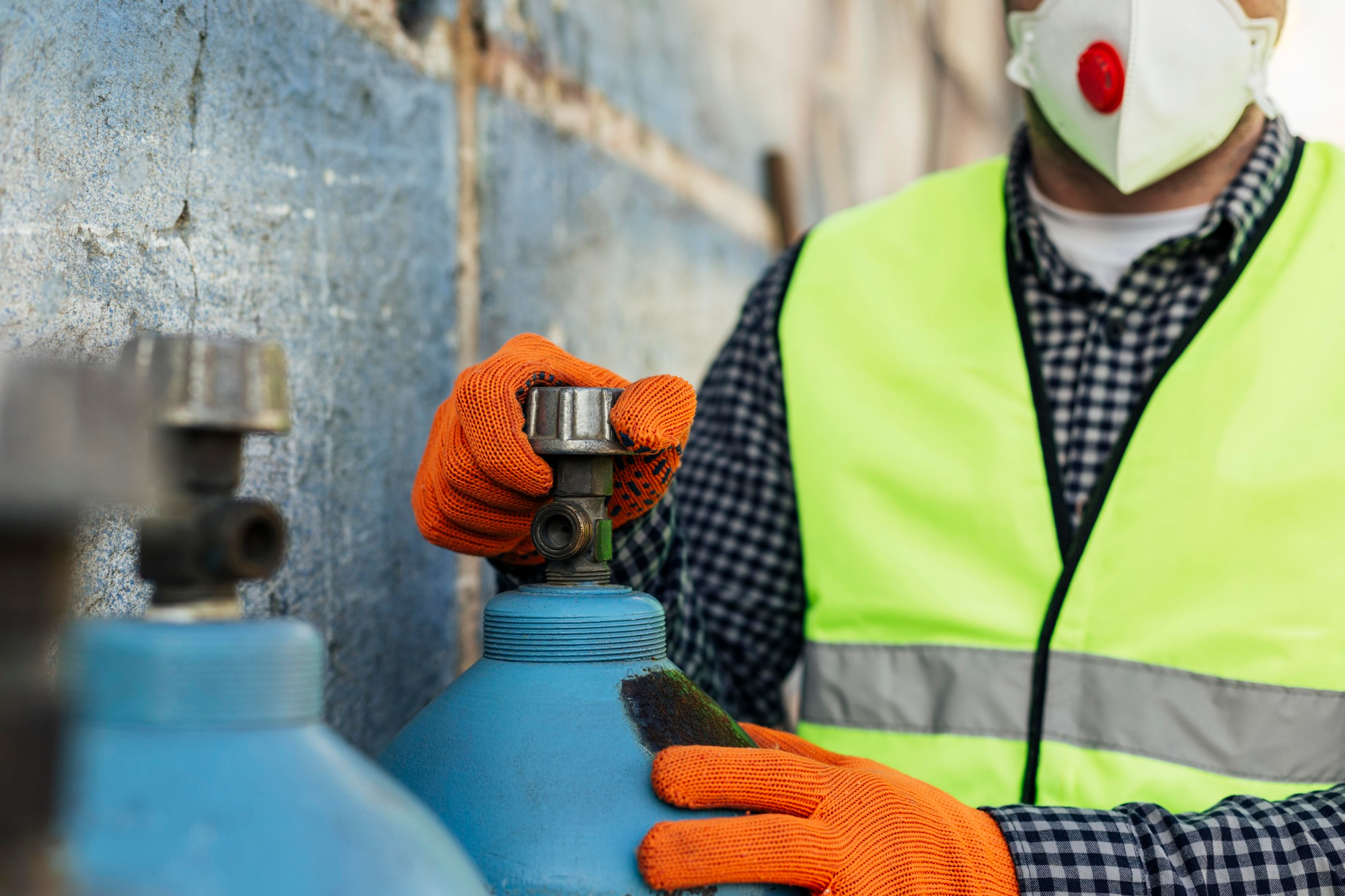 Removing chemicals from condo ducts through professional cleaning